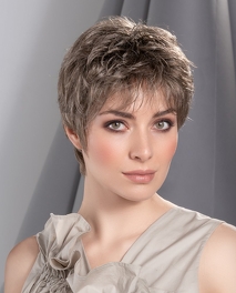 Peruka syntetyczna pixie z wyraźną teksturą czekoladowy brąz BARI MONO # chocolate/mix