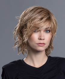 Peruka falowany cieniowany bob z grzywką pastelowy blond z odrostem ANIMA # pastelblonde/rooted