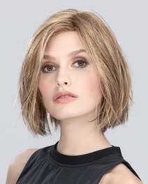 Damska peruka z włosów syntetycznych jasny miodowy blond z odrostem YOUNG MONO PART # lighthoney/rooted