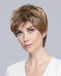 Peruka z włosów syntetycznych ciepły tytoniowy brąz z odrostem FAIR # tobacco/rooted