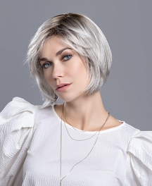 Peruka z włosów syntetycznych srebrny blond z odrostem FRENCH MONO PART # silverblonde/rooted